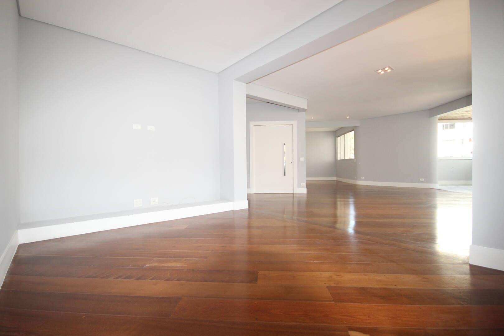 Apartamento à venda e aluguel, 244m² - Foto 1