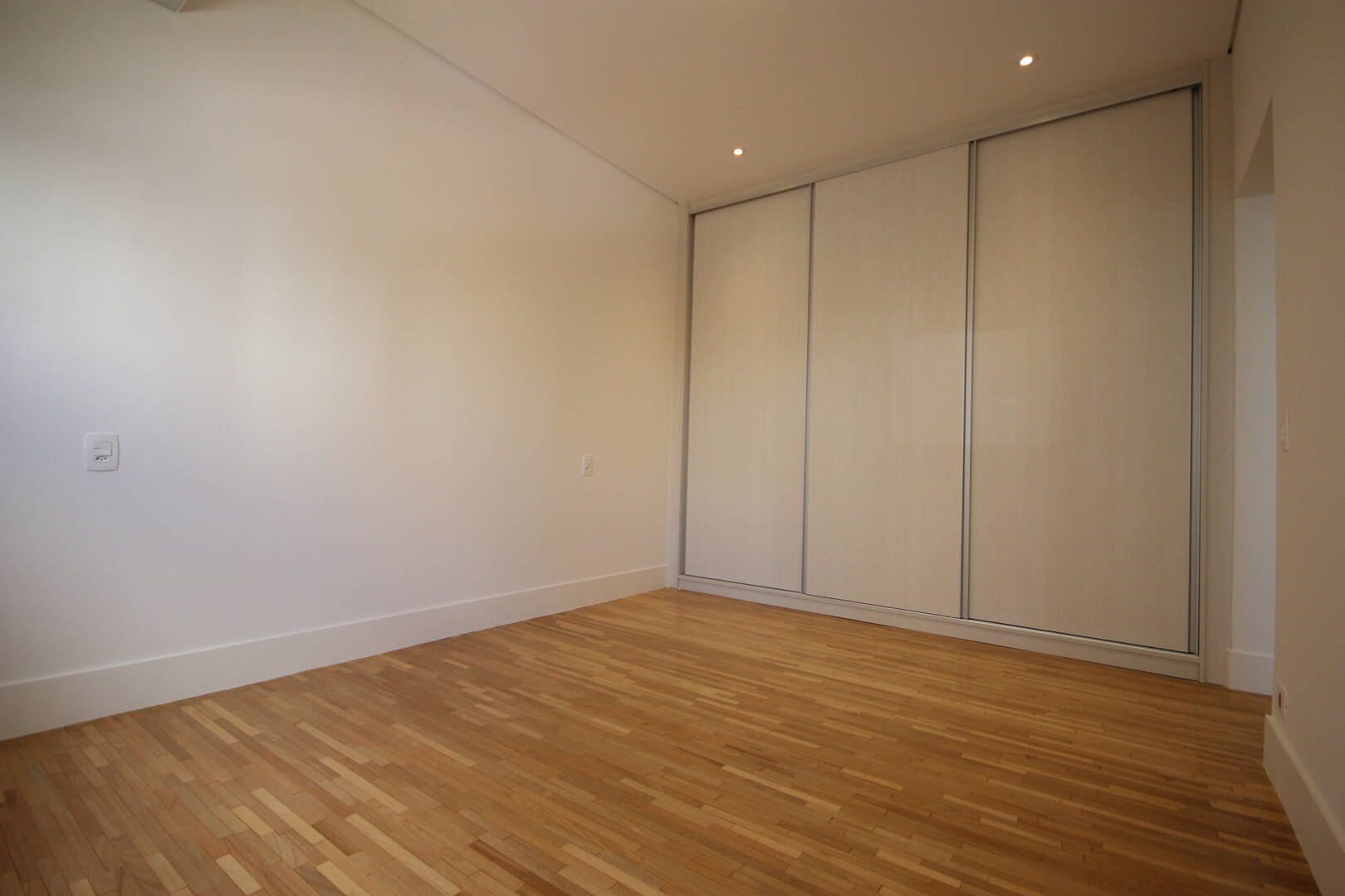 Apartamento à venda e aluguel, 244m² - Foto 15